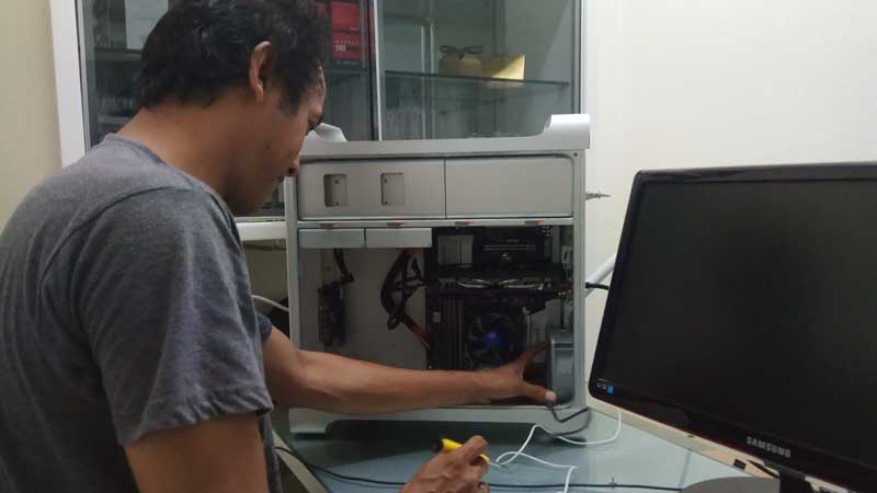 Hafeez Hackintosh